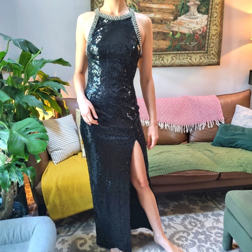 Halter Sequin and Studded Maxi Dress Elegant Black Size 4 Slit Formal‎ NYE Party